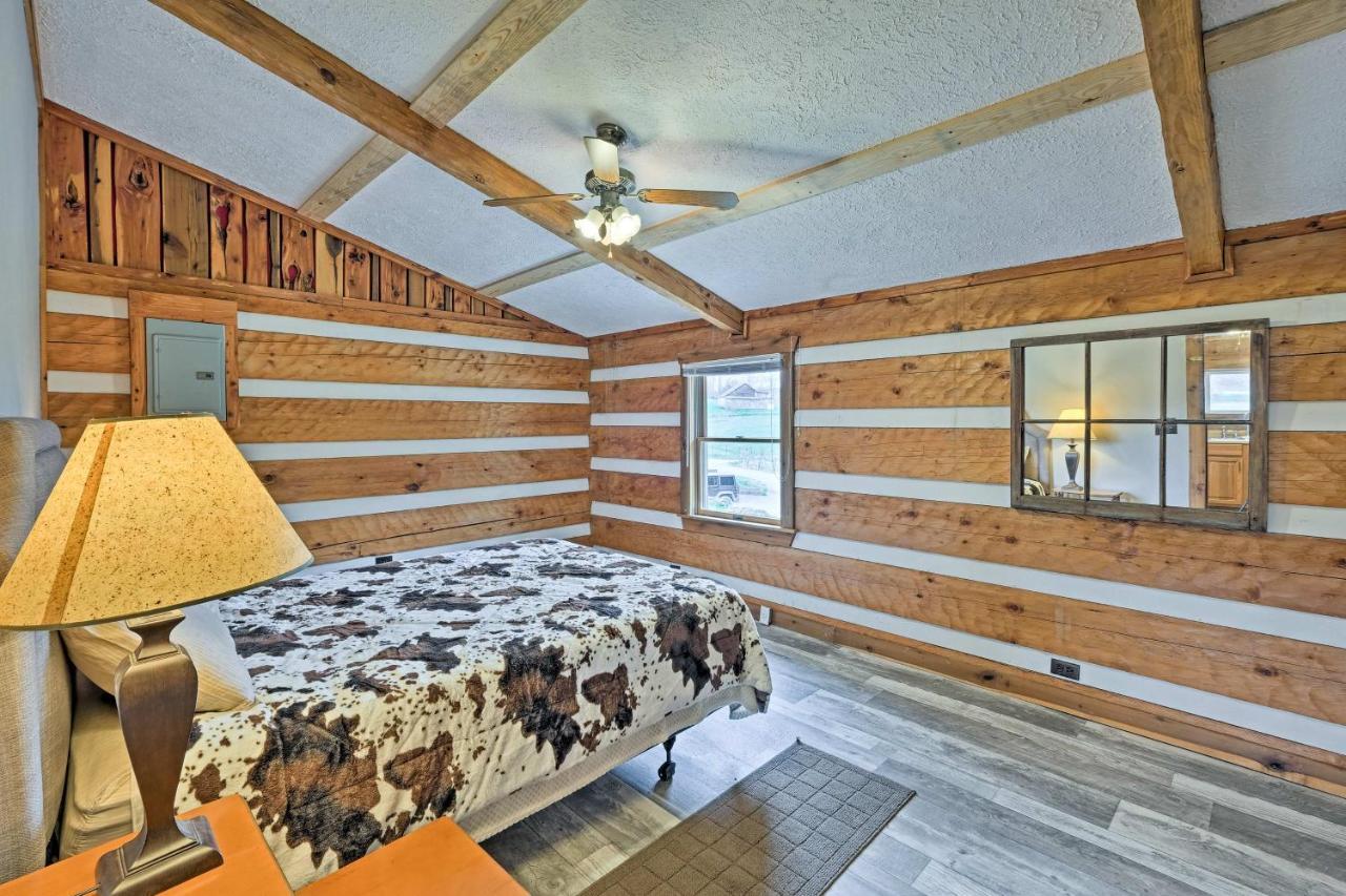 Rogersville Barn Apartment On 27 Acres With Pond! Extérieur photo